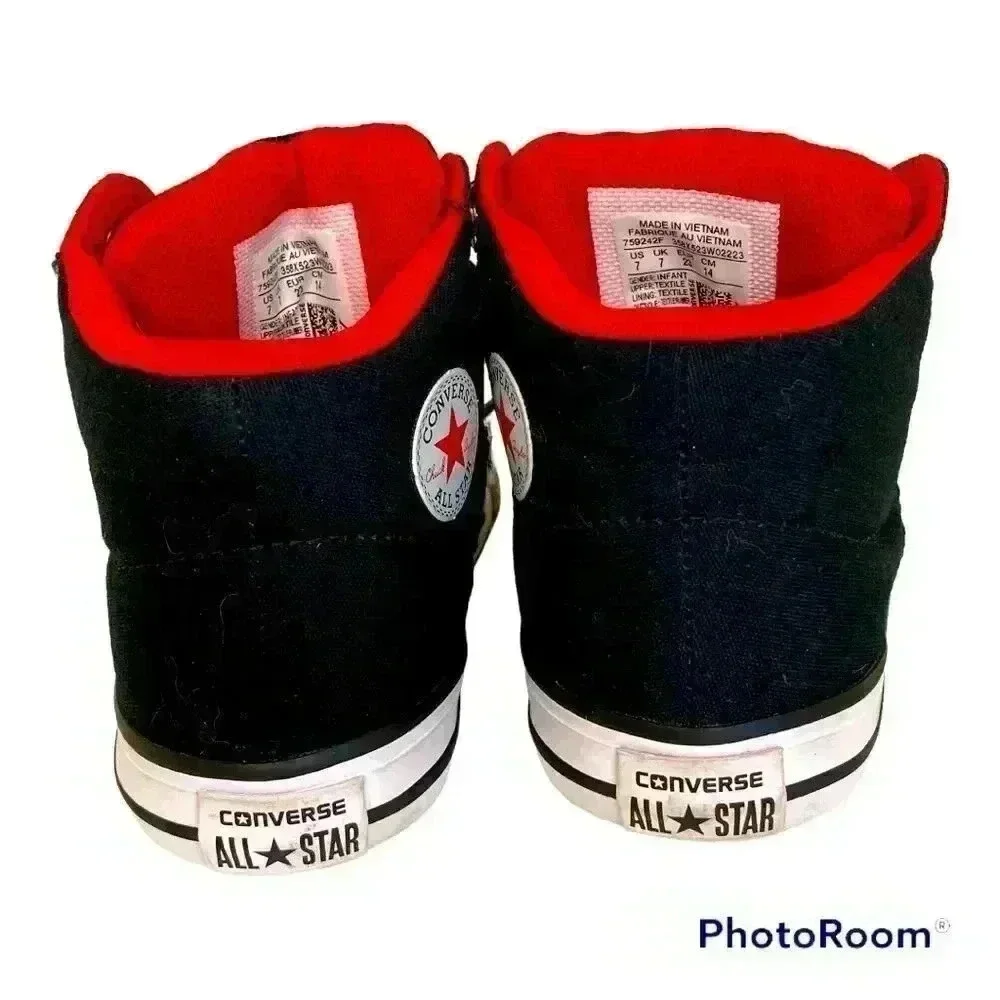 CHUCK TAYLOR Converse All Stars Infant High Tops Size 7